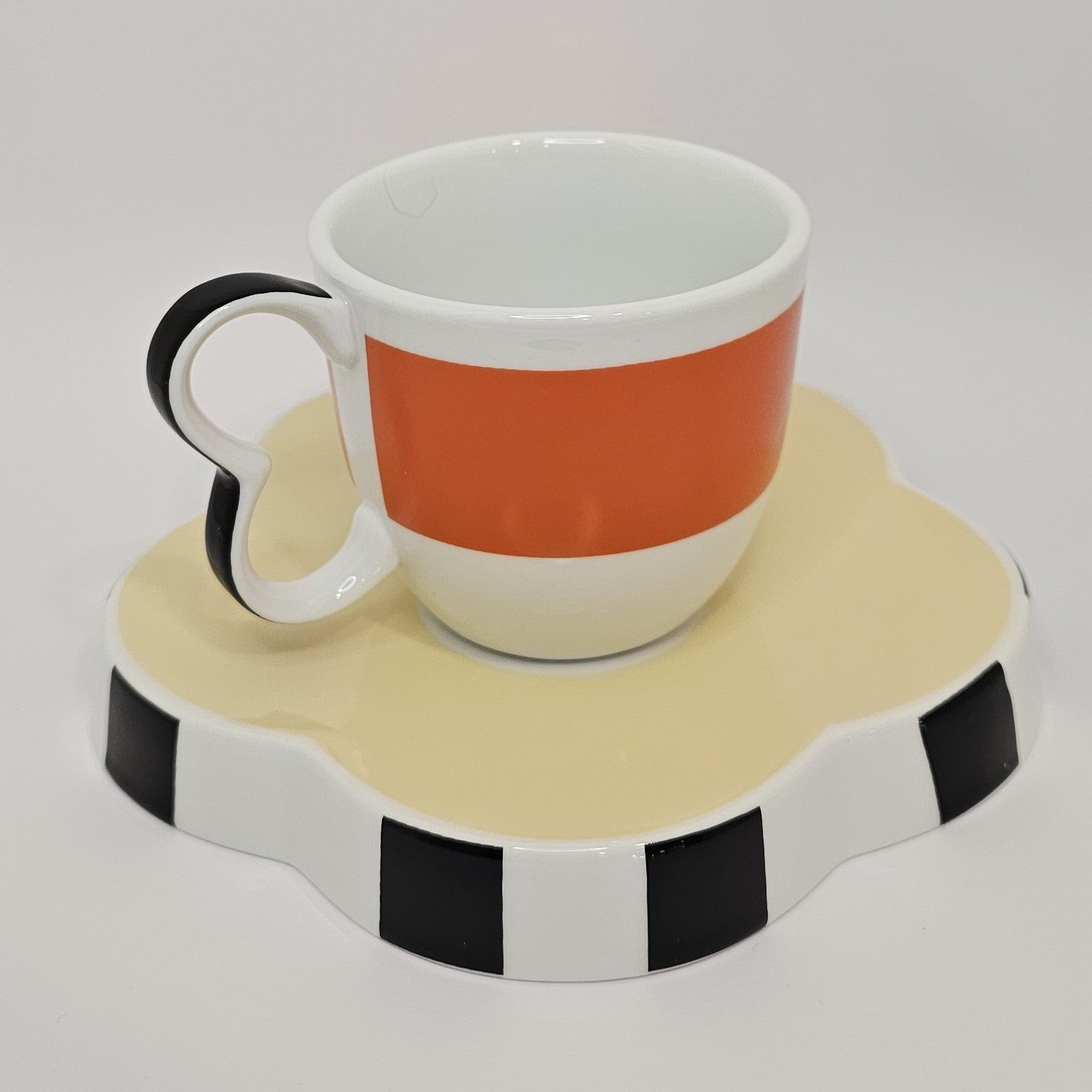 Photo du produit "Tasse fleur mandarine" de Comme un samedi.